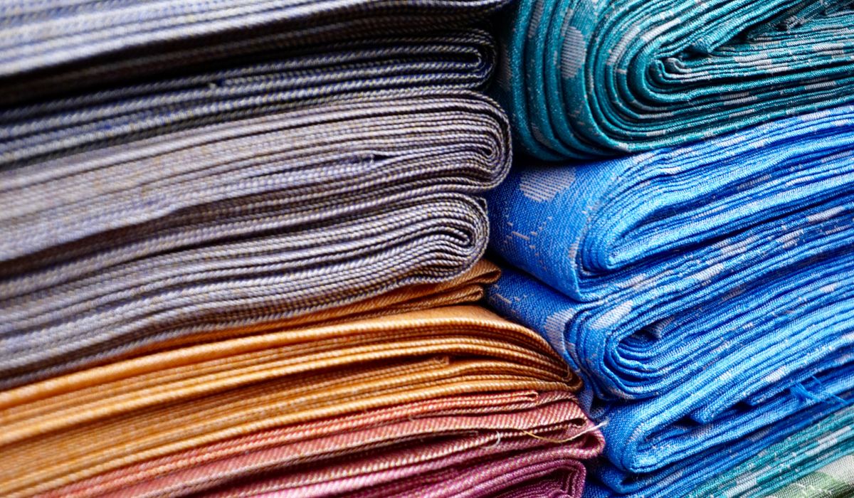 Creating a Calm Bedroom with Natural Textiles